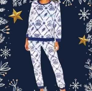 Wizarding World Womens 2-Piece Harry Potter Fleece Jogger Lounge Set, XL…